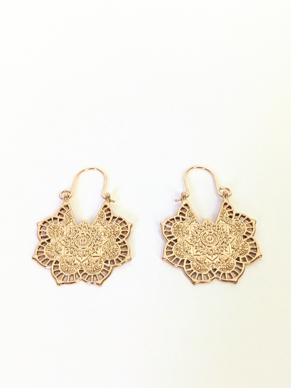 Intricate Floral Filigree Leverback Earrings